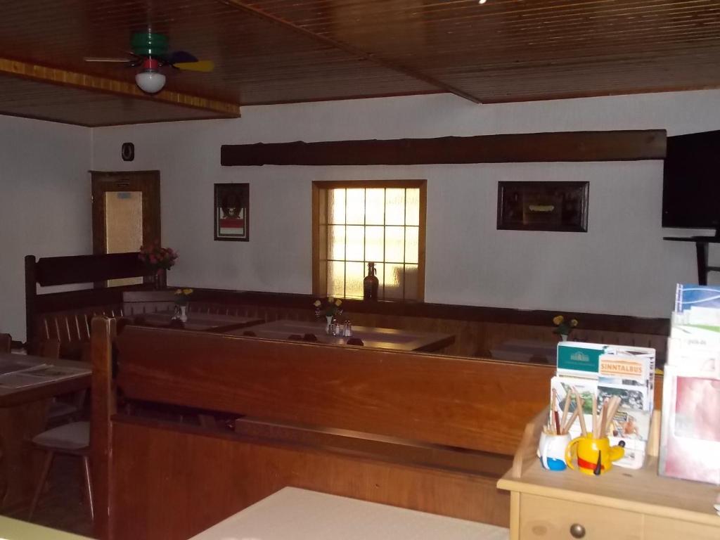 Gasthof Rhoenperle Kothen  Zewnętrze zdjęcie